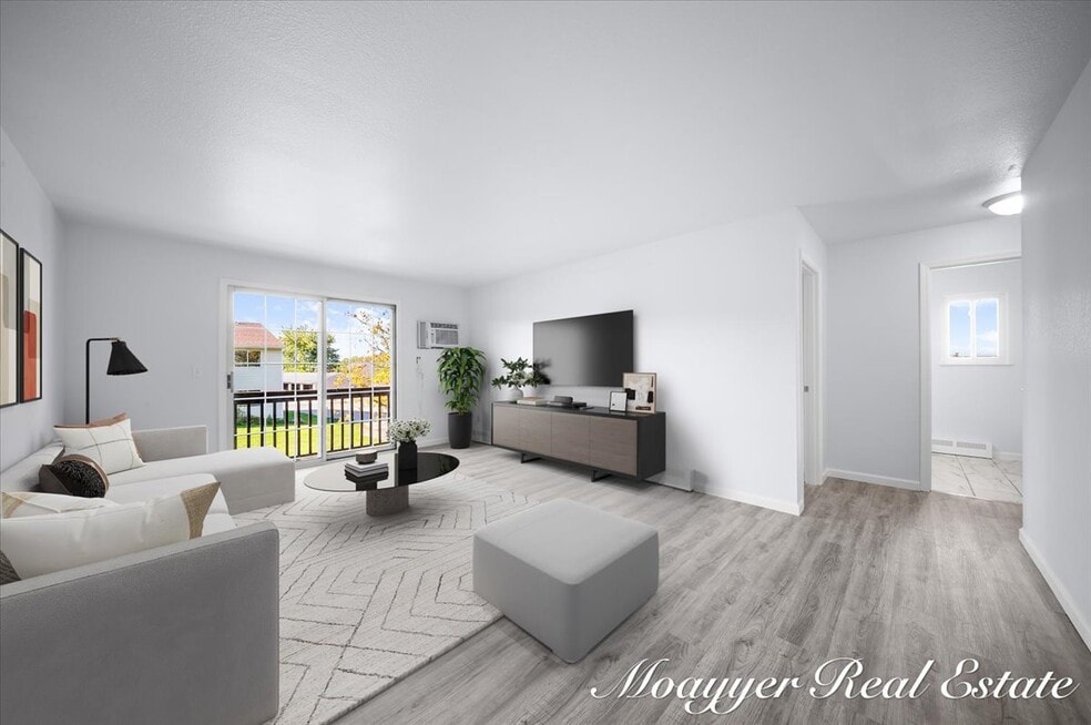 1041 Abbey Ct unit 2, Holland, MI 49423 - photo 1