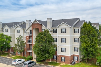 1102 Autumn Creek Way, Manchester, MO 63088