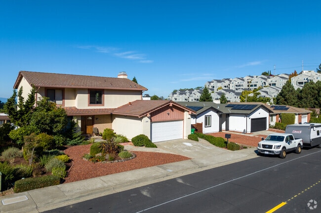 Homes in the Hayward Highland neighborhood exhibit a variety of architectural styles.