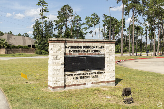 Clark Intermediate has an 18:1 student to teacher ratio.