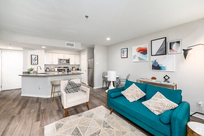 1BR, 1BA – 576SF - Livingroom