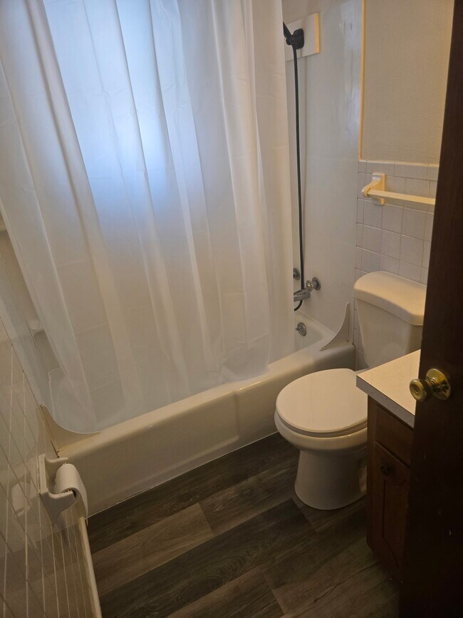 103 Summit Ave unit number 3, Collinsville, IL 62234 - photo 4