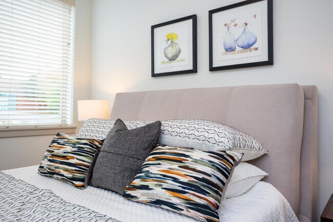 Windsor at Amberglen, Hillsboro, OR 97006 - photo 6