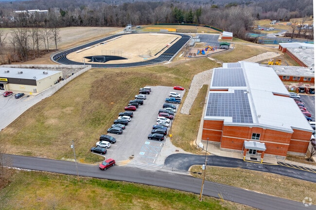 33% of students at Henryville Elementary School are at least proficient in reading.