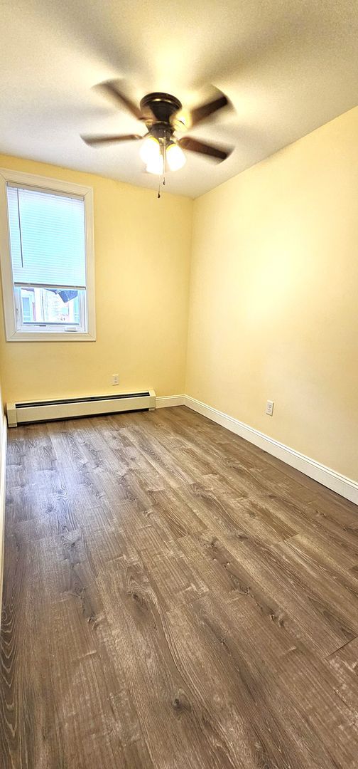 207 S Union St unit 207 South Union St, Burlington, VT 05401 - photo 5