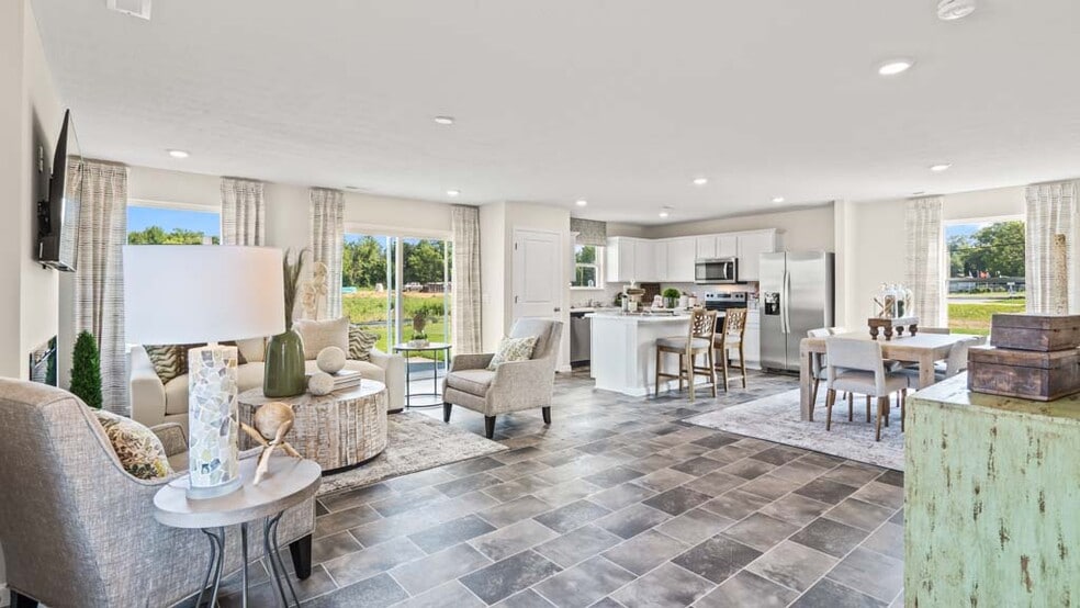 203 E Kentucky Ave unit 36206739, Wilmington, OH 45177 - photo 1