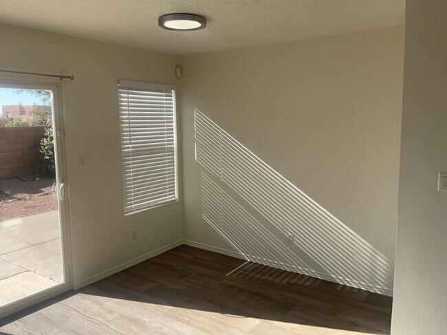 1008 Desert Paintbrush Loop NE, Rio Rancho, NM 87144 - photo 6