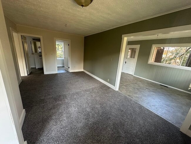 11625 NW Thompson Rd, Portland, OR 97229 - photo 6