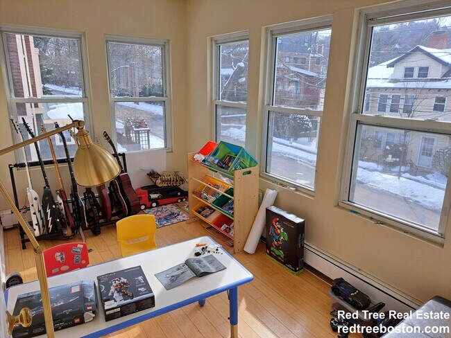 33 Beaconsfield Rd, Brookline, MA 02445 - photo 6