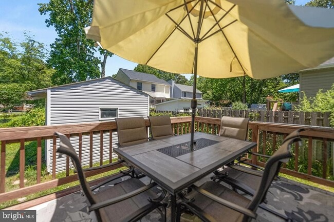 1196 Spruce Ave, Shady Side, MD 20764 - photo 3