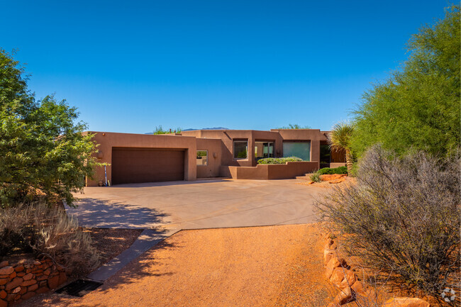 Private driveways are a common characteristic of Shonto Point homes.