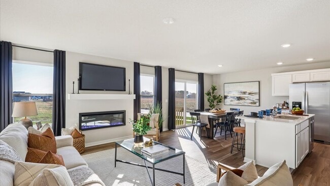 2709 Prairielight Dr, Hiawatha, IA 52233 - photo 4