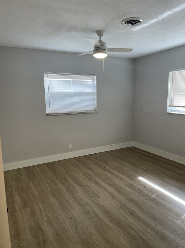 1421 SE 4th Ave unit 1421-SE4th Ave Deerf, Deerfield Beach, FL 33441 - photo 3