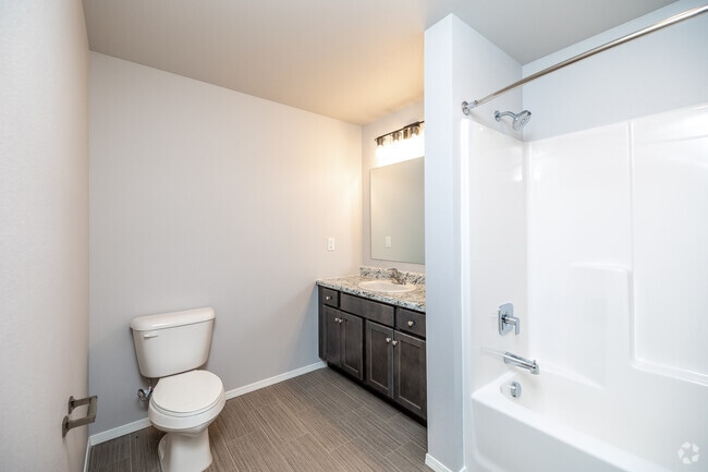 1BR, 1BA - Bathroom