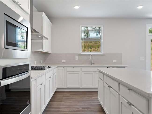 193 Atlas Ln, Winder, GA 30680 - photo 6