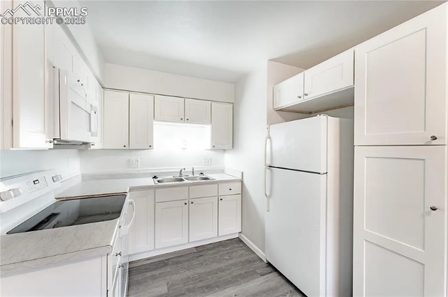 2155 King St unit A, Colorado Springs, CO 80904 - photo 3