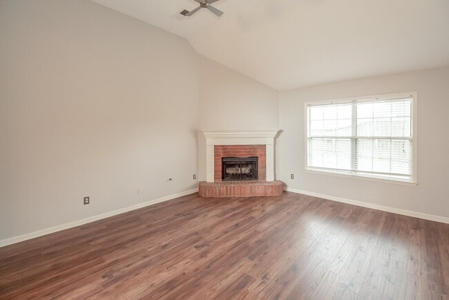 7643 Shadow Hills Dr, Arlington, TN 38002 - photo 3