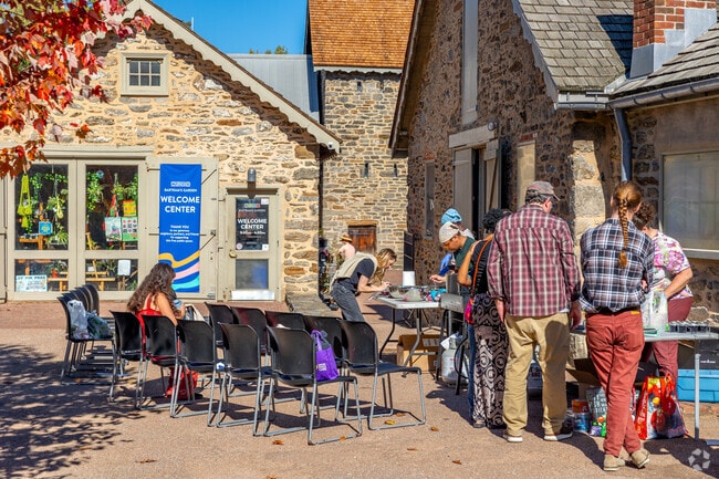 Watch and taste freshly made jams at the Harvest Fest with a Touch of Honey.