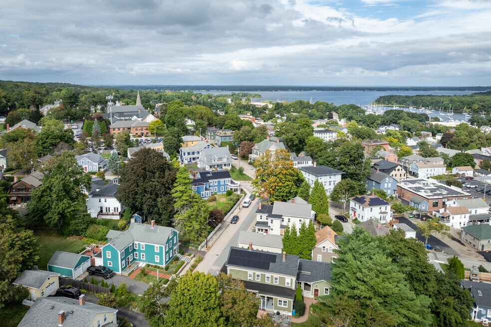 Downtown East Greenwich