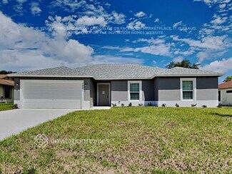 1981 SE Cheltenham St, Port Saint Lucie, FL 34983
