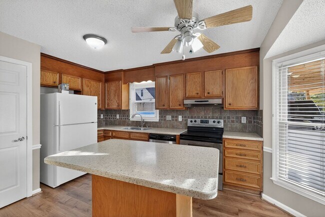 1186 Stixfield Ct, Winston Salem, NC 27103 - photo 3