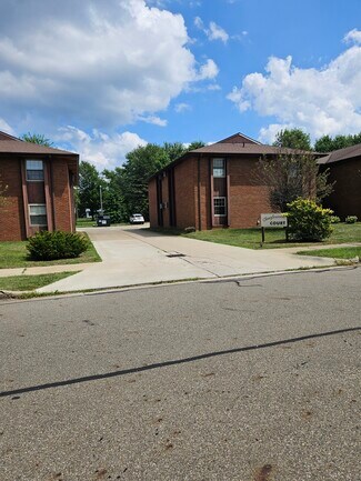 2146 Tanglewood Ave, Alliance, OH 44601