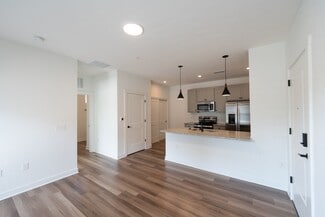 1460 N Grant Ave, Columbus, OH 43201