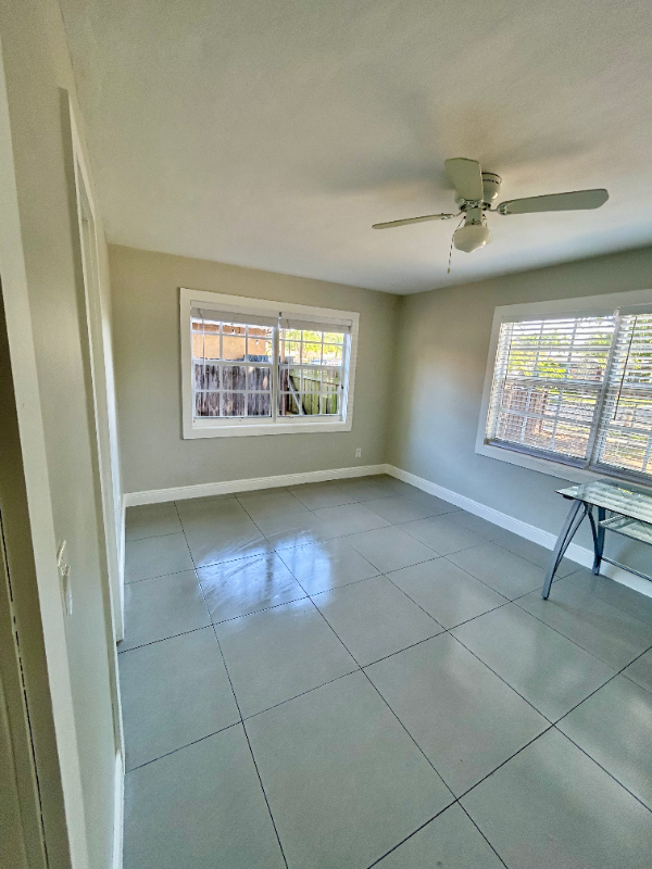 949 Ardmore Rd, West Palm Beach, FL 33401