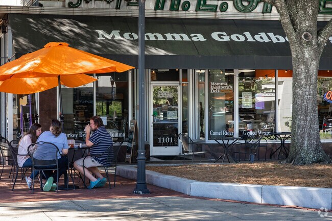 Piney Grove residents can enjoy fresh deli dishes at Momma Goldberg's in Columbus.