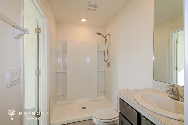 8633 Triumph Cir, Wildwood, FL 34785 - photo 6