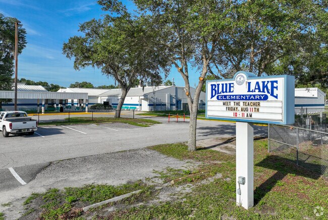 Blue Lake Elementary in Winnemissett Park is located on Wisconsin Avenue.