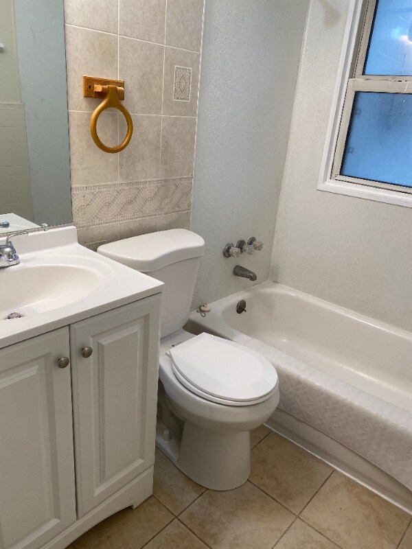 9207 Clarion Dr, Saint Louis, MO 63136 - photo 4