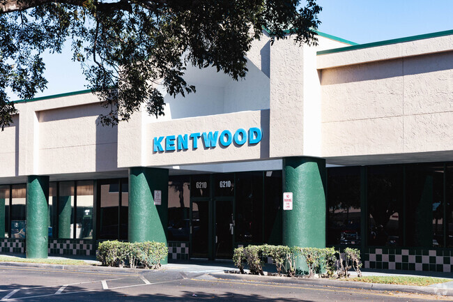 Kentwood Preparatory school provides holistic education in a small classroom.