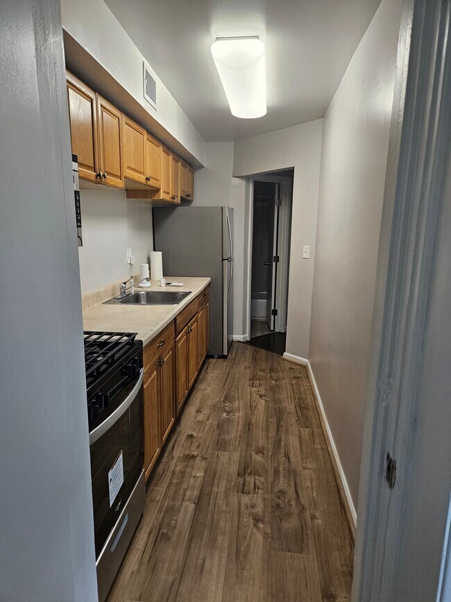 3039 30th St SE unit 2, Washington, DC 20020 - photo 5