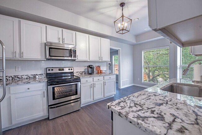 2716 Barton Creek Blvd unit ID1265976P, Austin, TX 78735 - photo 3