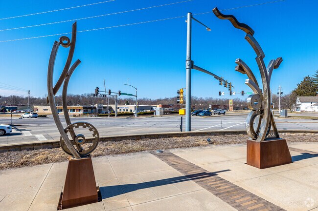 Metal sculptures grab attention at 86th & University.