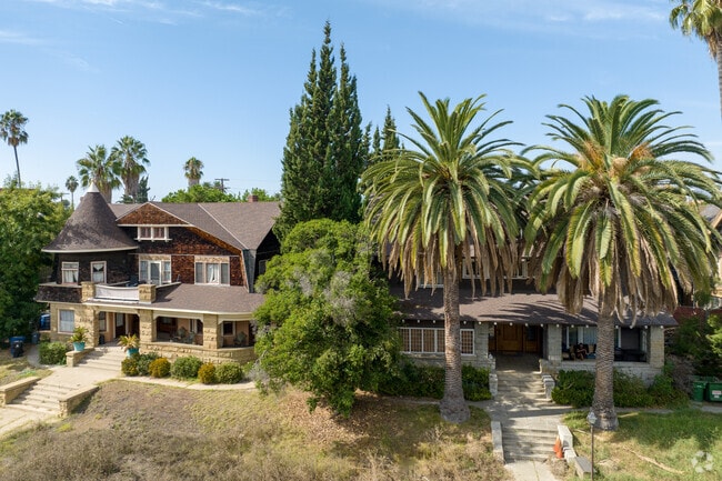 Find your next home in the Pico-Union district of Los Angeles, California.
