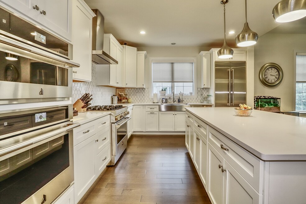 22 Silent Nest Way, Franklin Lakes, NJ 07417 - photo 1