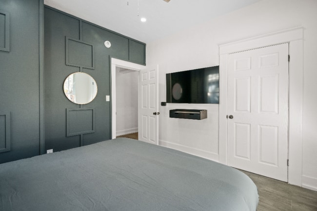 2009 W Dekle Ave unit 2, Tampa, FL 33606 - photo 2