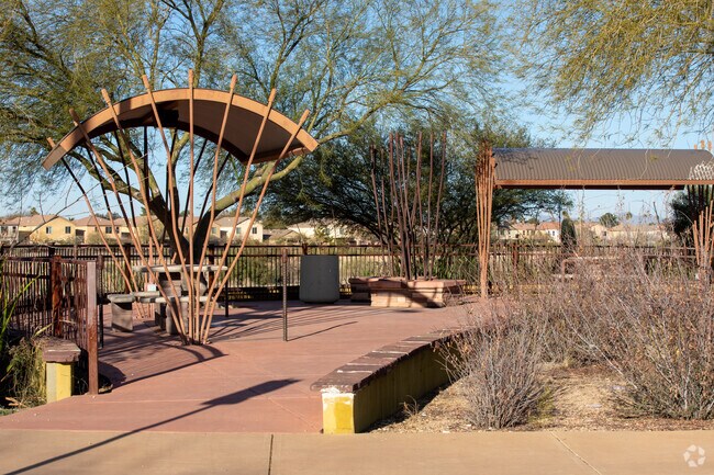 Pantano River Walk offers beautiful scenery.