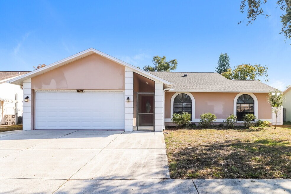 4726 Addax Dr, New Port Richey, FL 34653 - photo 1