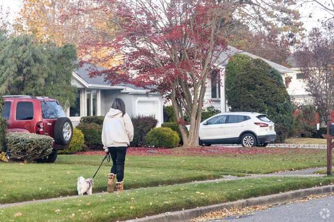 Sidewalks throughout Hauppauge make walking convenient for residents.