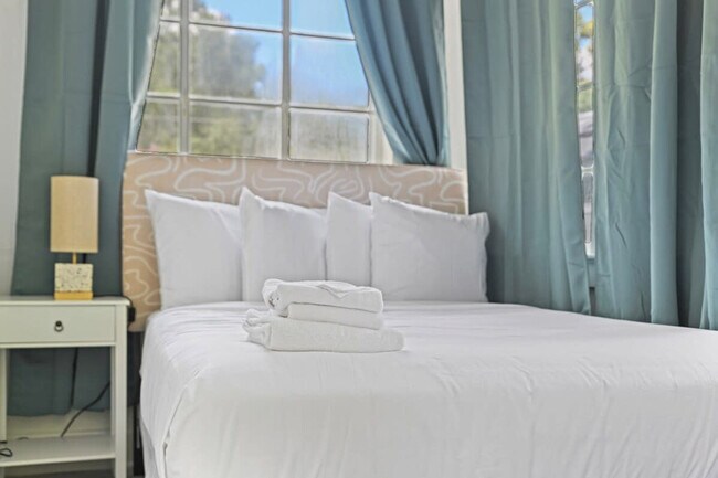 1919 Norman Bridge Ct unit ID1043838P, Montgomery, AL 36104 - photo 2