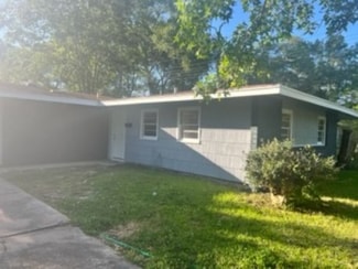 8615 Beaumont Dr, Beaumont, TX 77708