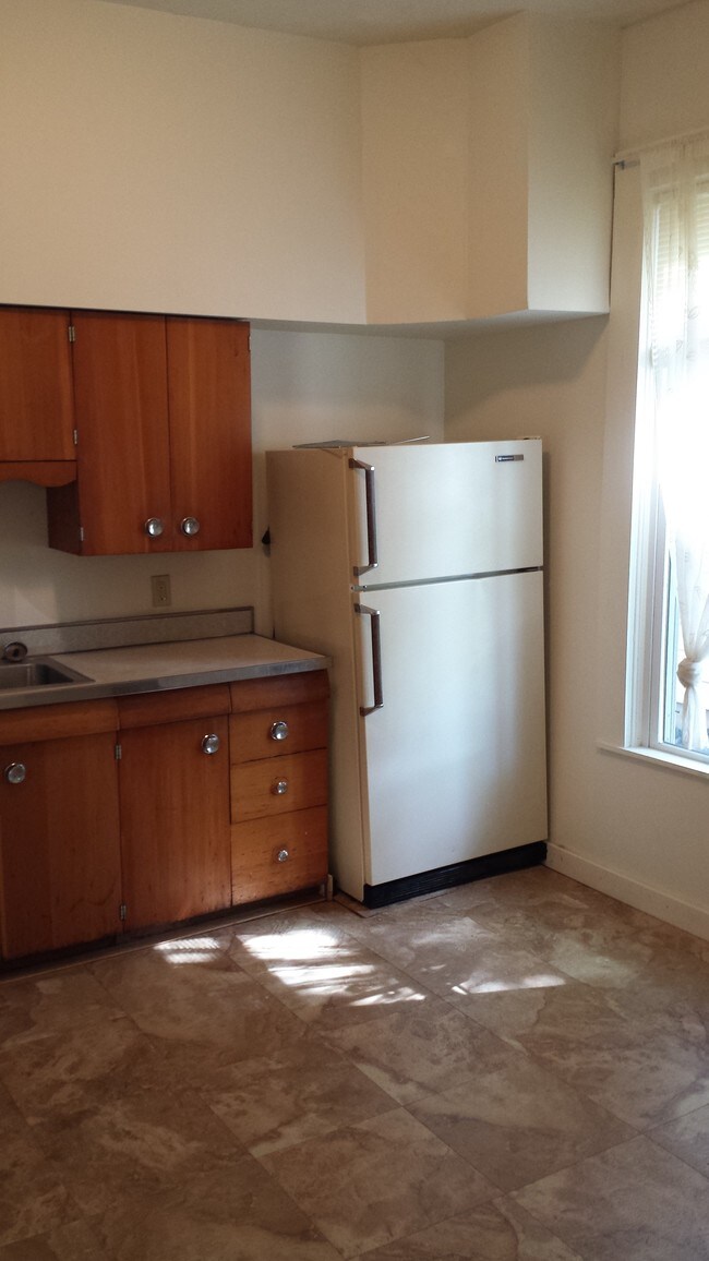 904 Vine St, La Crosse, WI 54601 - photo 5