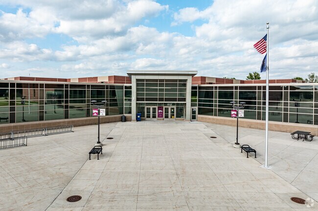 Discovery Middle School in Fargo promotes academic excellence and personal growth.