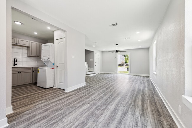 3431 Rosedale St unit 1, Houston, TX 77004 - photo 3