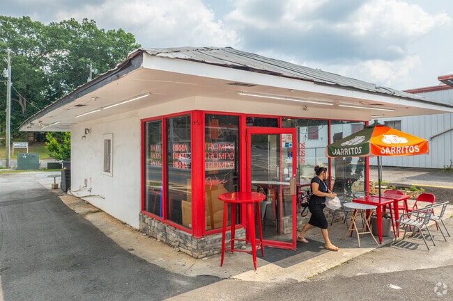 Unique spots in Frasier such as Taco Loco serve specialty items like birria ramen and taco varieties