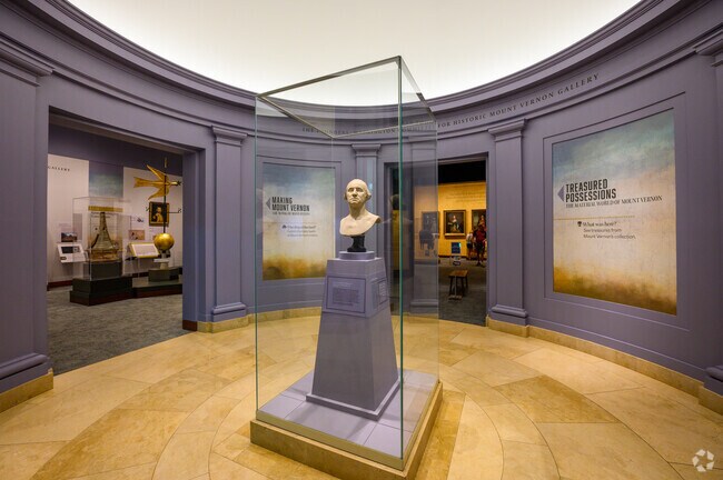 Check out the museum at Mount Vernon near Fort Hunt.