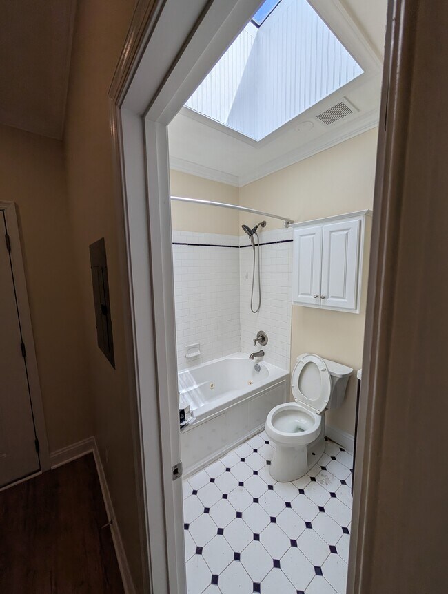 Bathroom with soaking jet tub